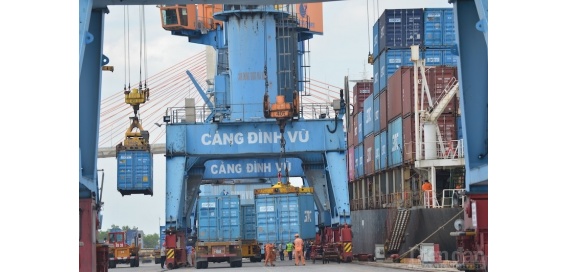 Cần “sếu đầu đàn” dẫn dắt ngành logistics